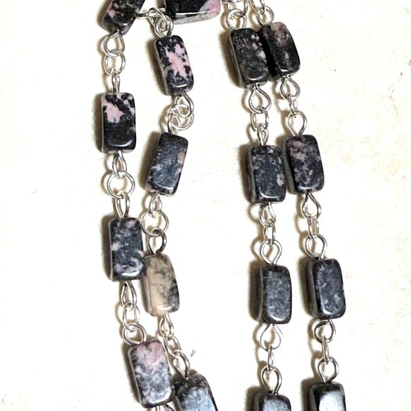 Genuine Gemstone Black Pink Rhodonite w/ Dog Person Pendant Short Necklace - Picture 8 of 15